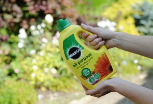 MIRACLE GRO ALL PURPOSE PLANT FOOD 800ml